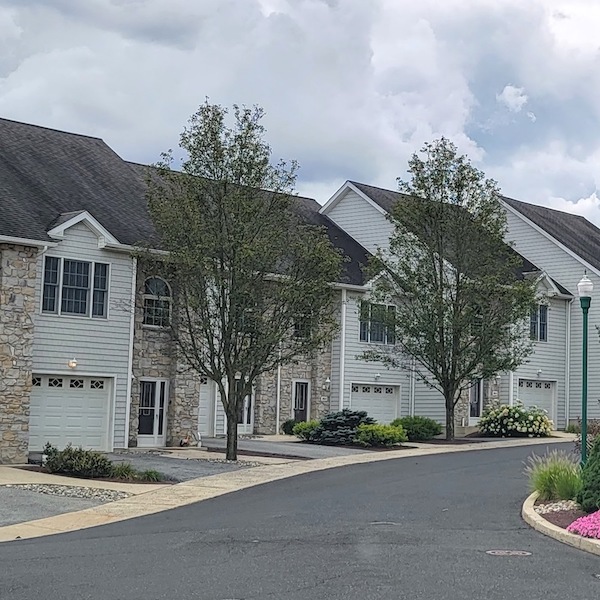 Springhouse Townhomes Featured Image